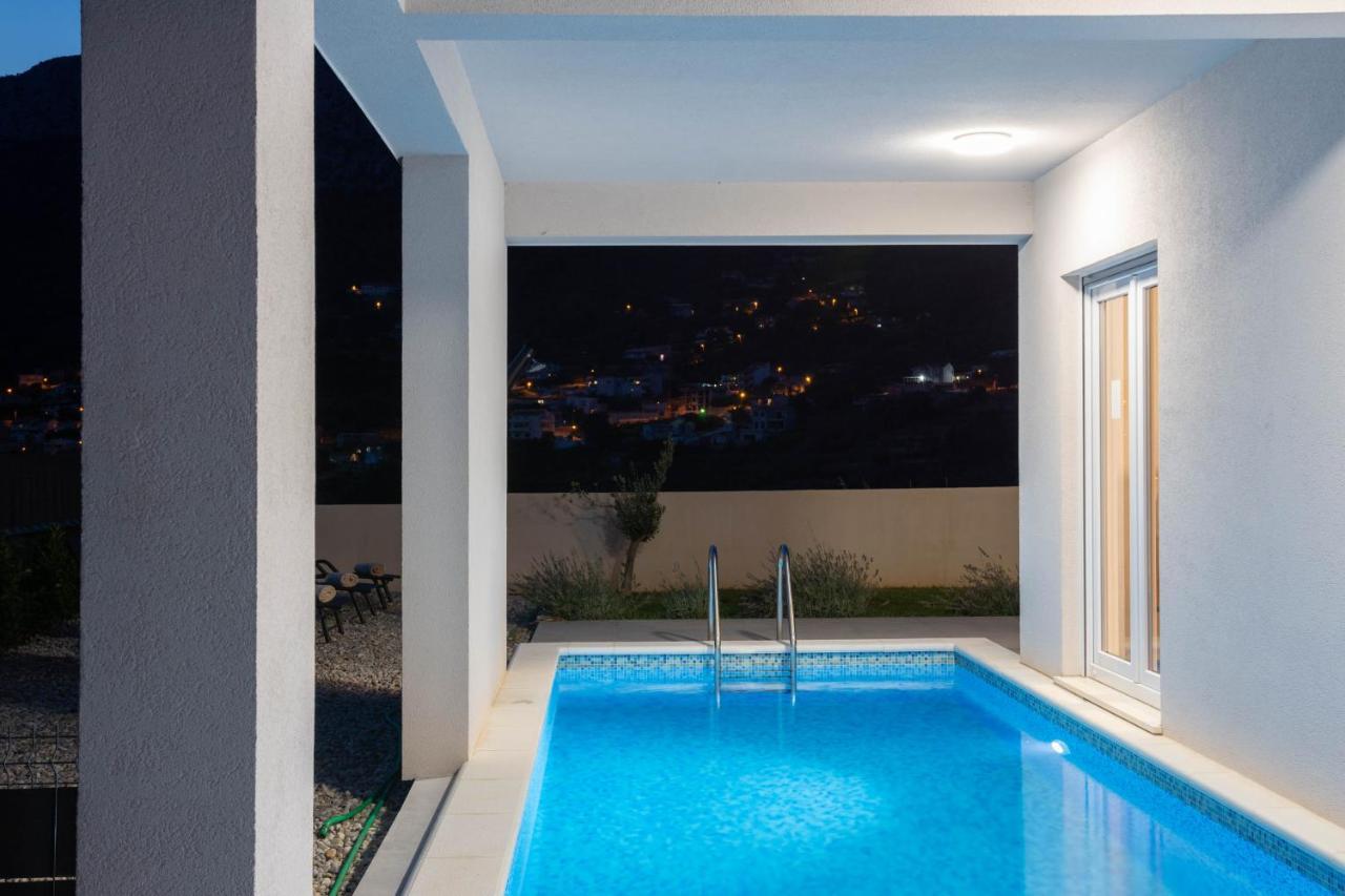 Villa Dorso With Heated Pool Klis Exterior foto